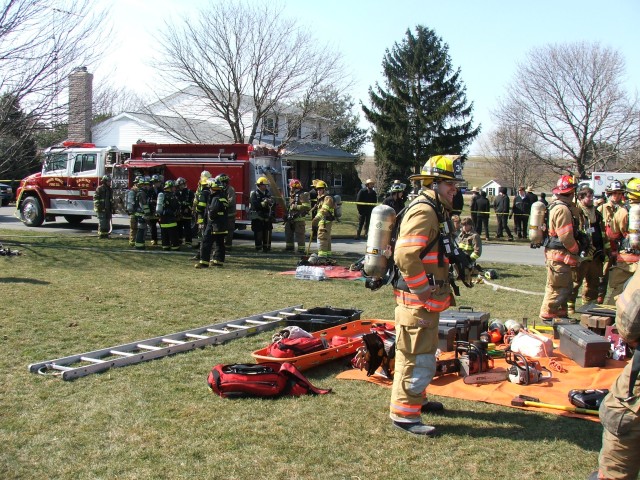 Manpower and Rapid Intervention Team staging areas at Dean Rhorer's Garage...2/25/06